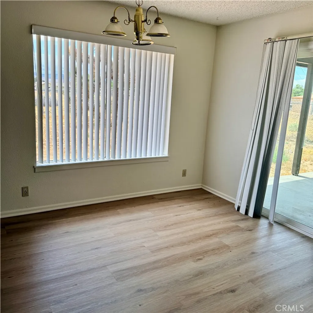 Additional image 16 of 14595 Iroquois Rd, Apple Valley, CA 92307