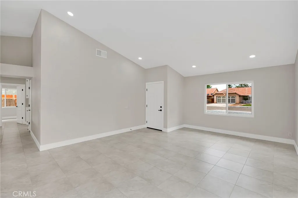 Additional image 8 of 10460 Bouquet Avenue, Adelanto, CA 92301