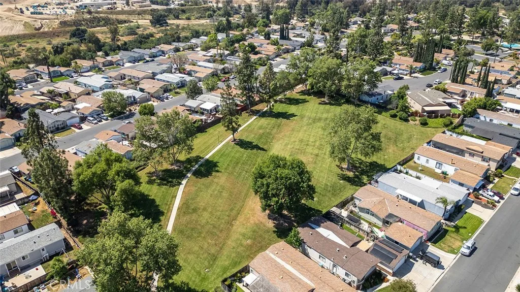 Additional image 38 of 10412 Comstock Rd, Corona, CA 92883