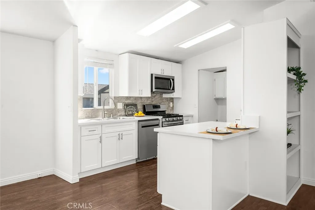 Additional image 9 of 10412 Comstock Rd, Corona, CA 92883