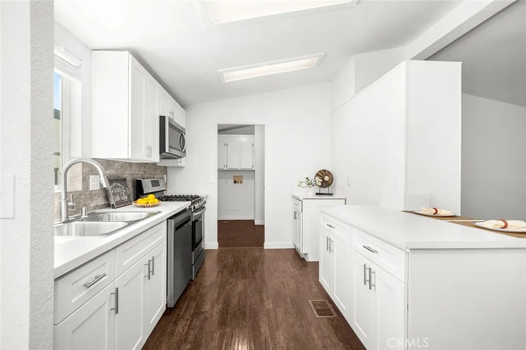 Additional image 10 of 10412 Comstock Rd, Corona, CA 92883