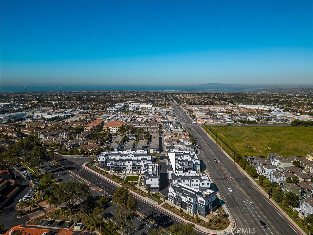 19031 Main St #101, Huntington Beach, CA 92648