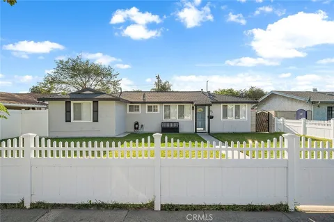 707 S Pine Drive, Fullerton, CA MLS: PW25073319