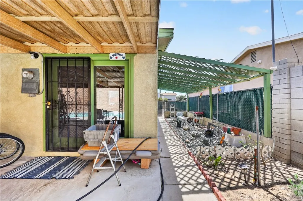 Additional image 103 of 1713 Piute St, Barstow, CA 92311