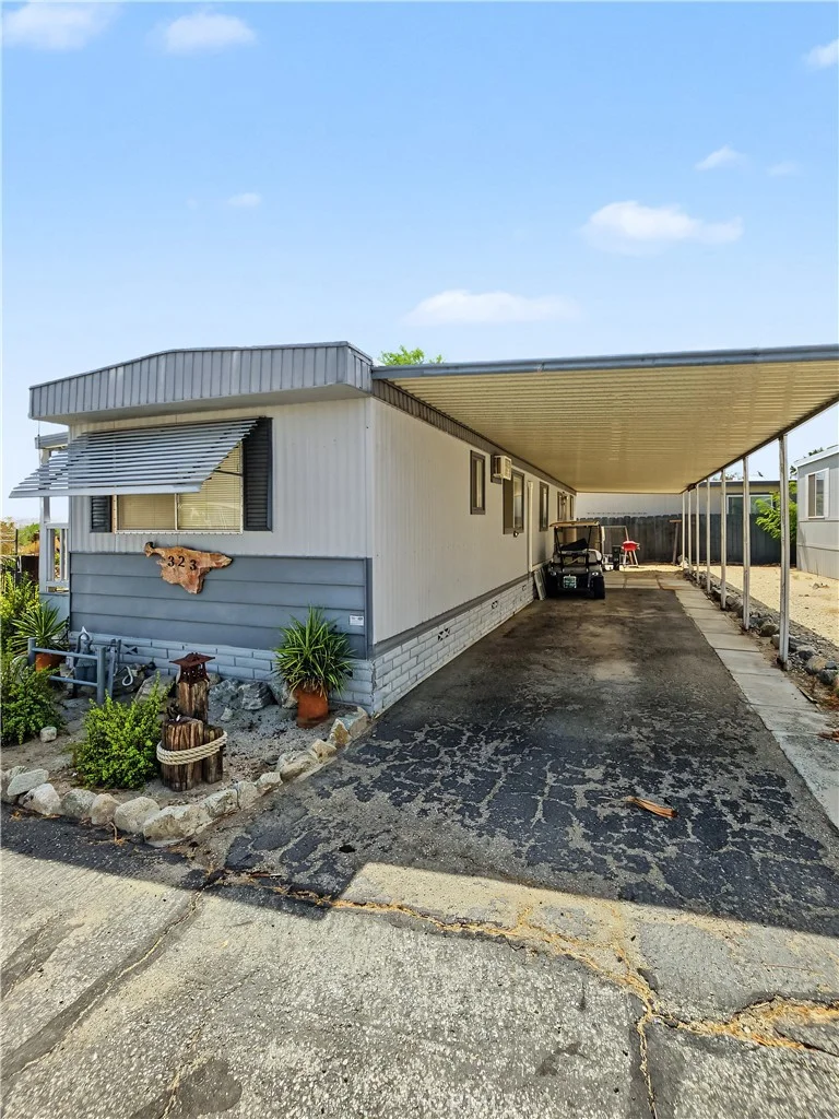 74711 Dillon Road Unit 323, Desert Hot Springs, CA 92241