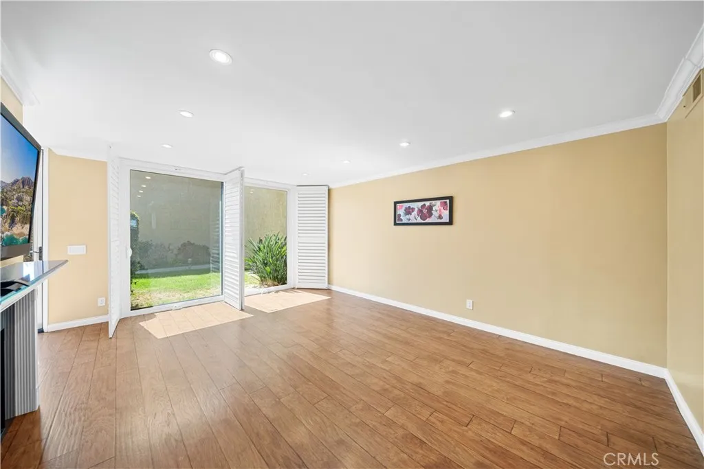 Additional image 62 of 3520 Maricopa St Unit 1, Torrance, CA 90503