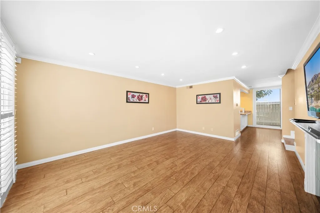 Additional image 4 of 3520 Maricopa St Unit 1, Torrance, CA 90503