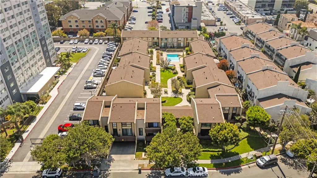 Additional image 105 of 3520 Maricopa St Unit 1, Torrance, CA 90503