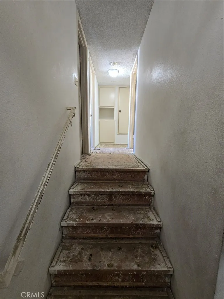 Additional image 54 of 700 W La Veta Ave Unit J6, Orange, CA 92868