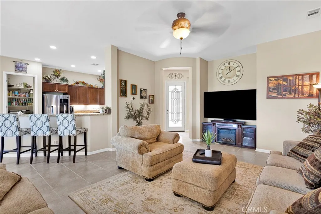 Additional image 11 of 10397 Darby Rd, Apple Valley, CA 92308