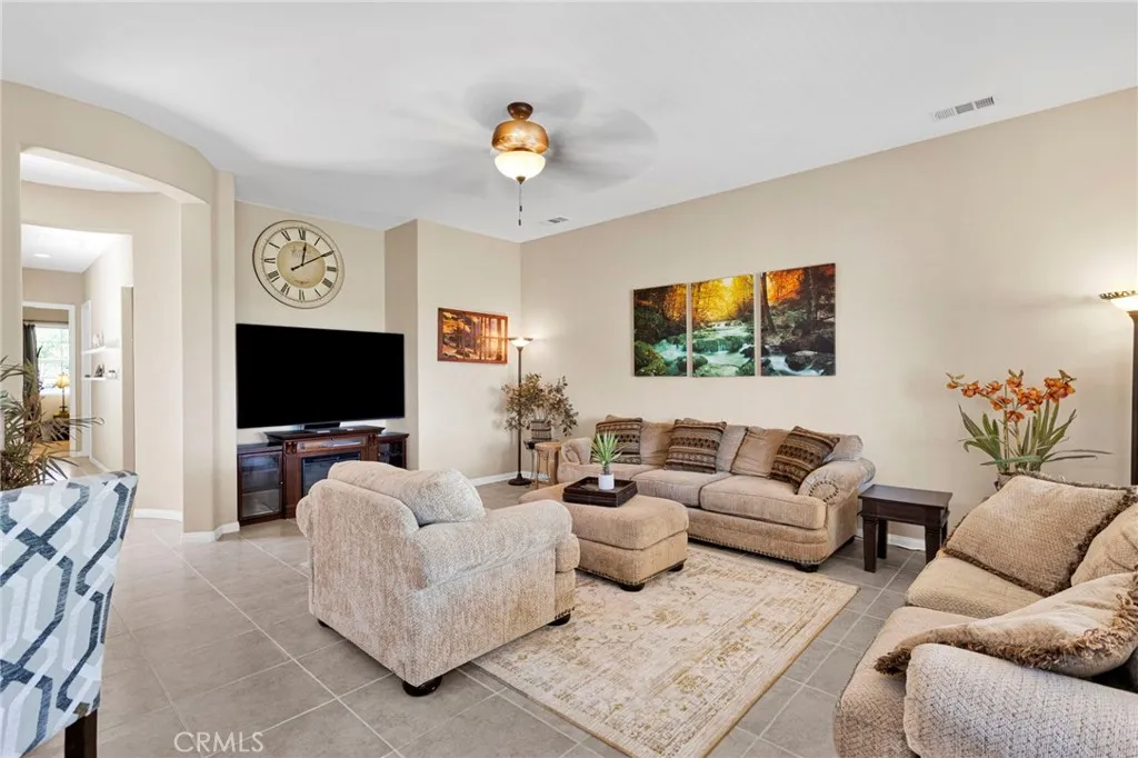 Additional image 10 of 10397 Darby Rd, Apple Valley, CA 92308