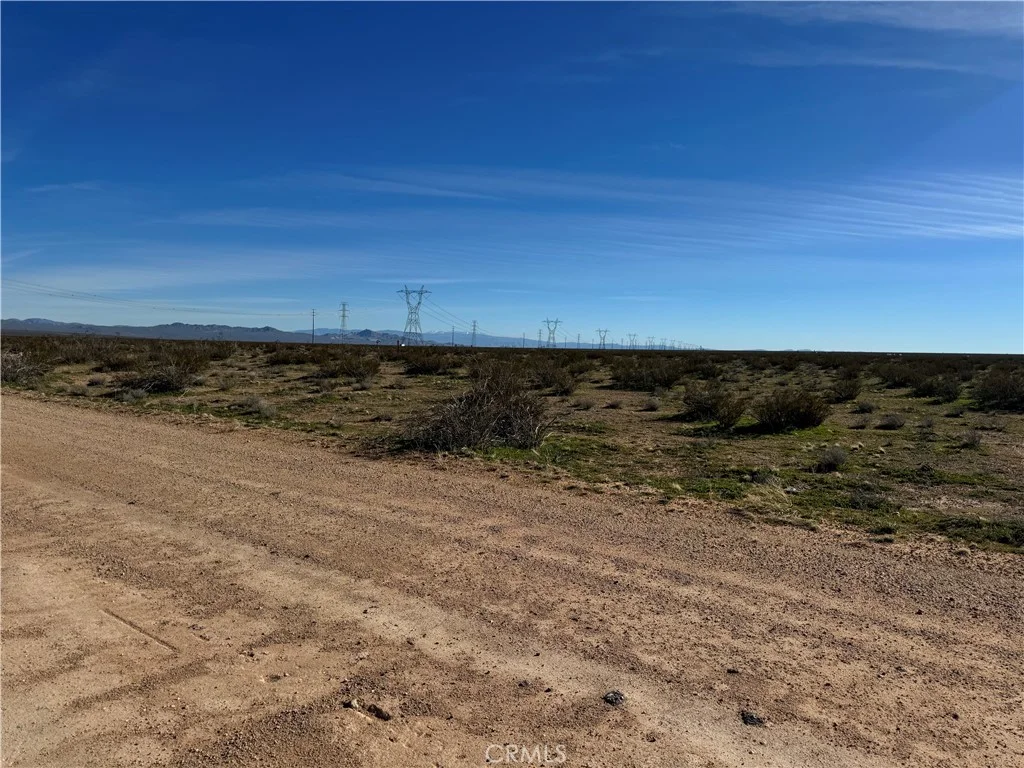 301 E Mountain View Street, Barstow, CA 92311