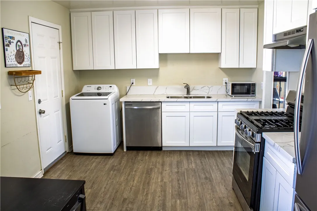 Additional image 24 of 45332 12th St W, Lancaster, CA 93534