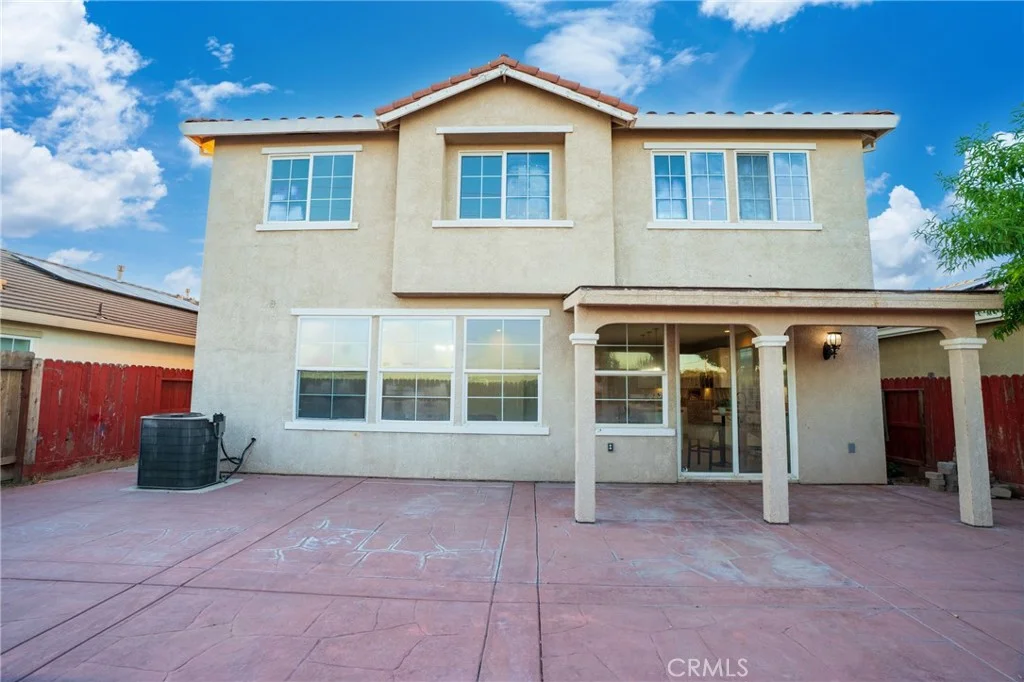 1466 La Sierra St, Merced, CA 95348