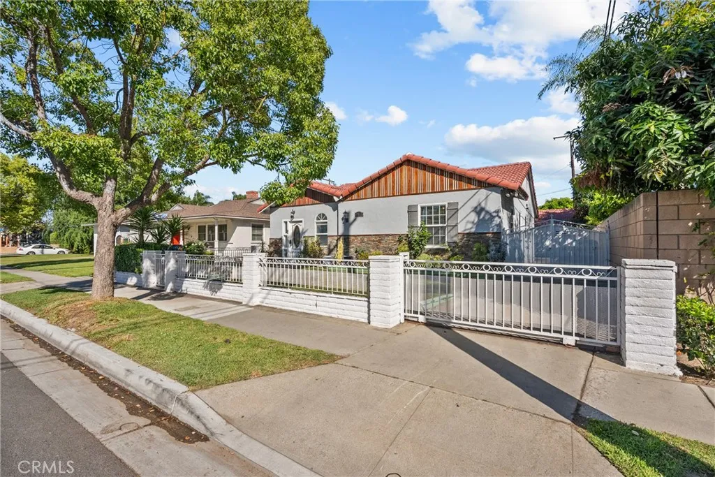 Additional image 2 of 11648 Rives Ave, Downey, CA 90241