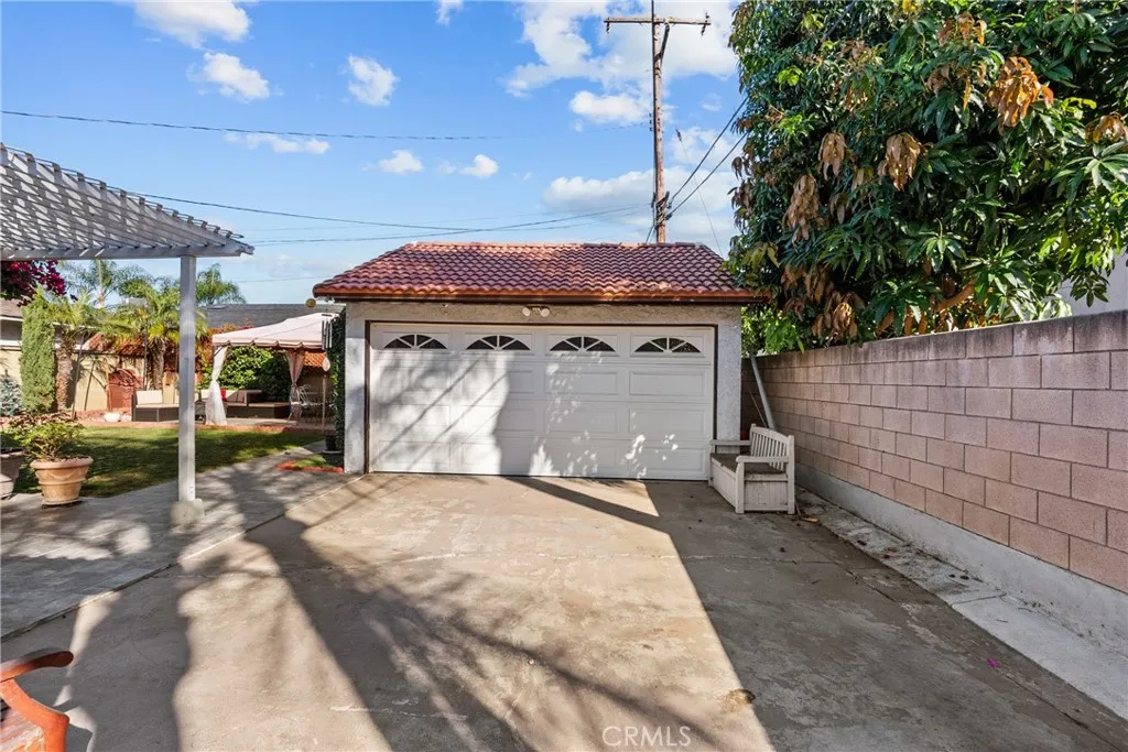 Additional image 115 of 11648 Rives Ave, Downey, CA 90241