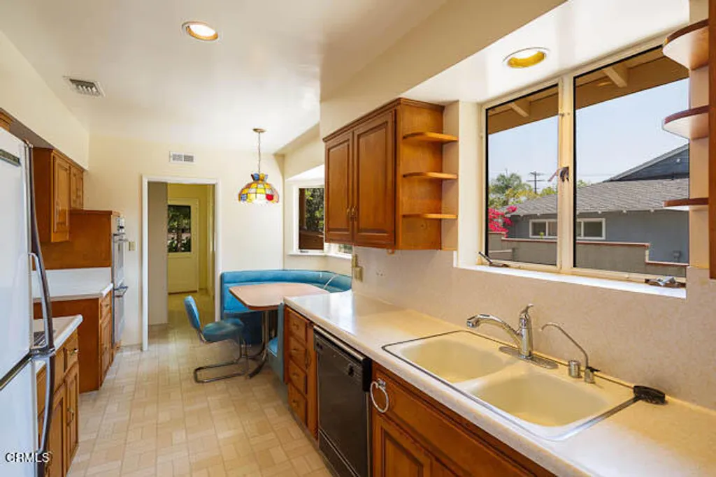 Additional image 11 of 3665 Shadow Grove Road, Pasadena, CA