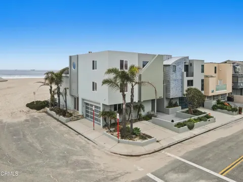 3903 Ocean Drive, Oxnard, CA MLS: V1-30007