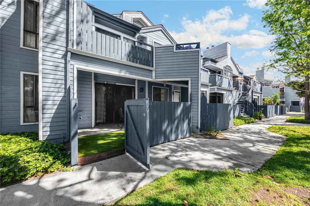 Additional image 50 of 7304 Quill Dr. Unit 182, Downey, CA 90242