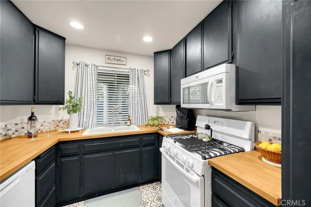 Additional image 8 of 7304 Quill Dr. Unit 182, Downey, CA 90242