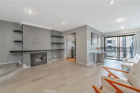 1355 N Sierra Bonita Avenue Unit 307, West Hollywood, CA MLS: DW25030876