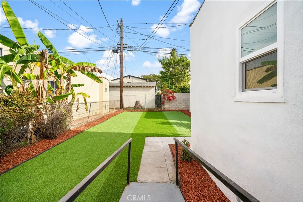 Additional image 53 of 1558 Hauser Blvd, Los Angeles, CA 90019