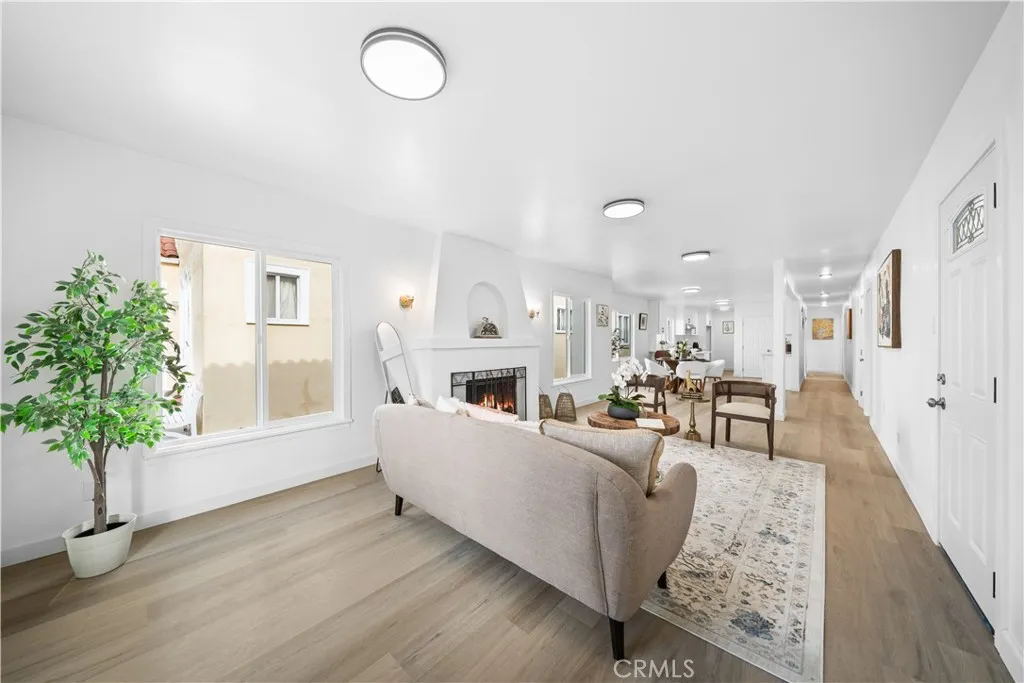 Additional image 33 of 1558 Hauser Blvd, Los Angeles, CA 90019