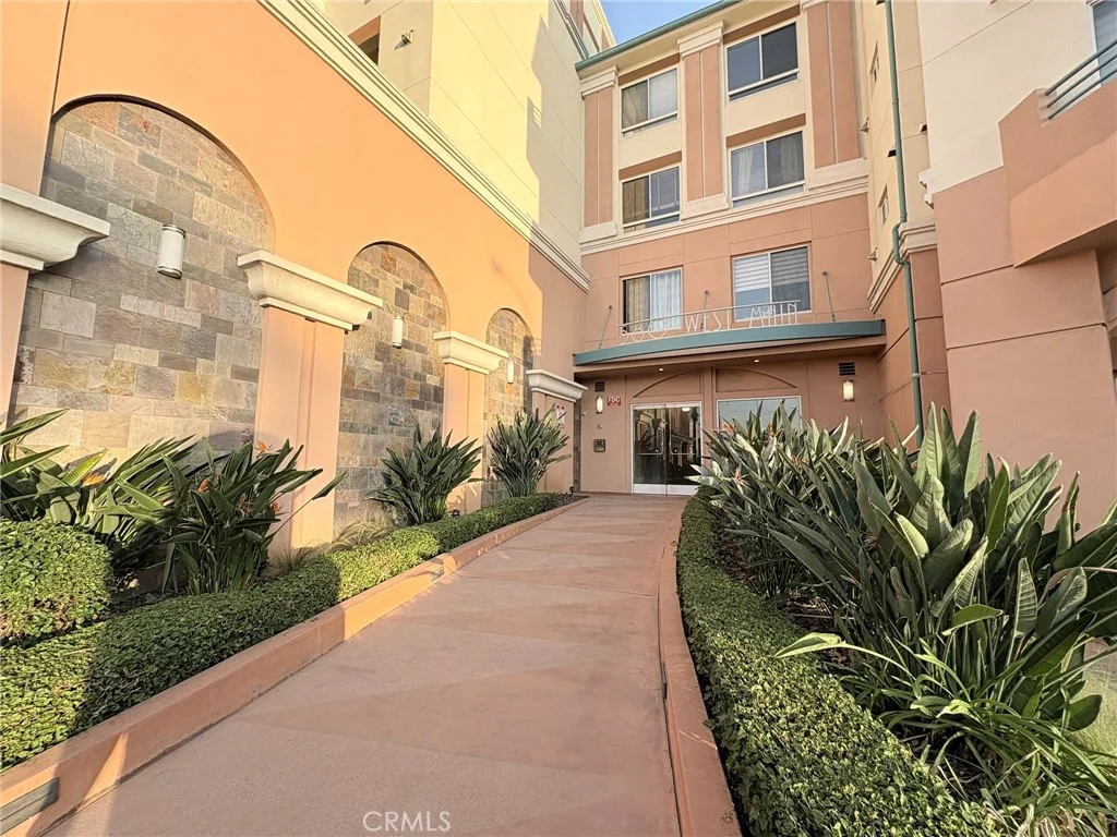 580 W Main Street #322, Alhambra, CA 91801