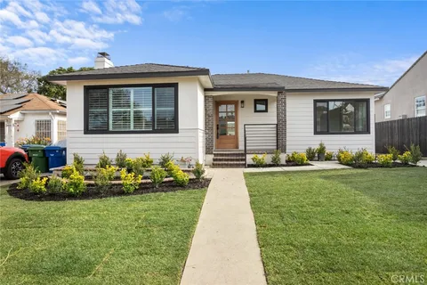 3406 S Dunsmuir Avenue, Los Angeles, CA MLS: PW25090273