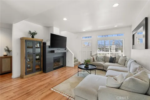 357 W Wilson Street Unit J, Costa Mesa, CA MLS: OC25074466