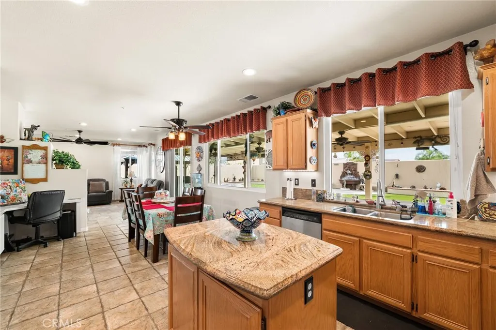 Additional image 19 of 15003 Elkhorn Drive, Fontana, CA 92336