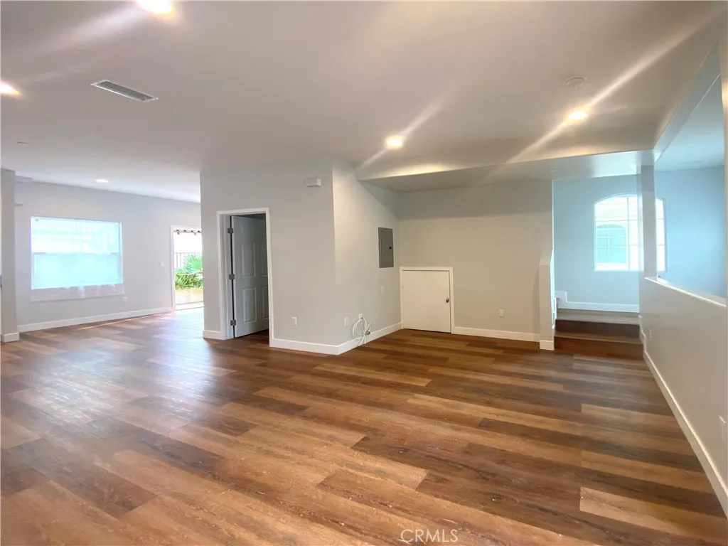 Additional image 8 of 300 Alhambra Road E Unit D, Alhambra, CA 91801
