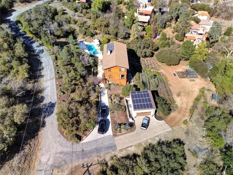 1850 Olivera Drive, Agoura Hills, CA MLS: TR25026857