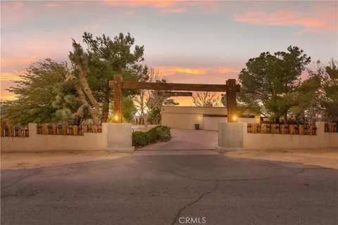 16750 Moccasin Road, Apple Valley, CA 92307 - MLS#: SW25049275