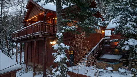 42947 Dogwood Drive, Big Bear, CA MLS: RW25012356