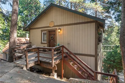 769 Sierra Vista Drive, Twin Peaks, CA MLS: OC24133977