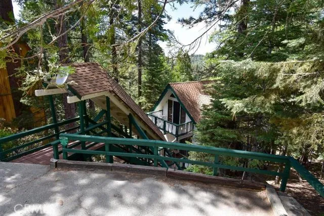 26460 Augusta Drive, Lake Arrowhead, CA 92352