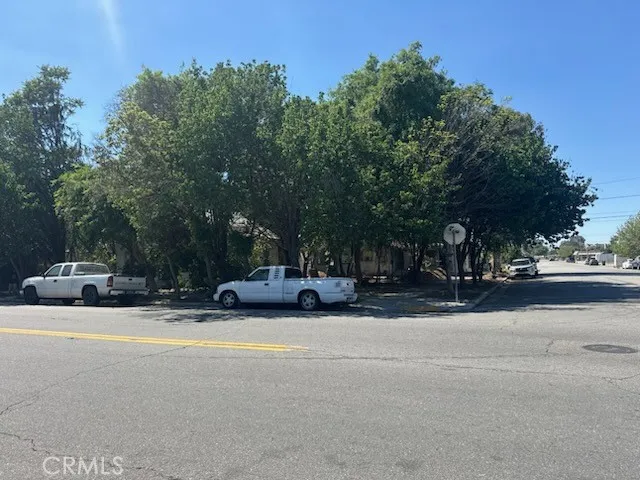 Additional image 7 of 619 L St, Bakersfield, CA 93304