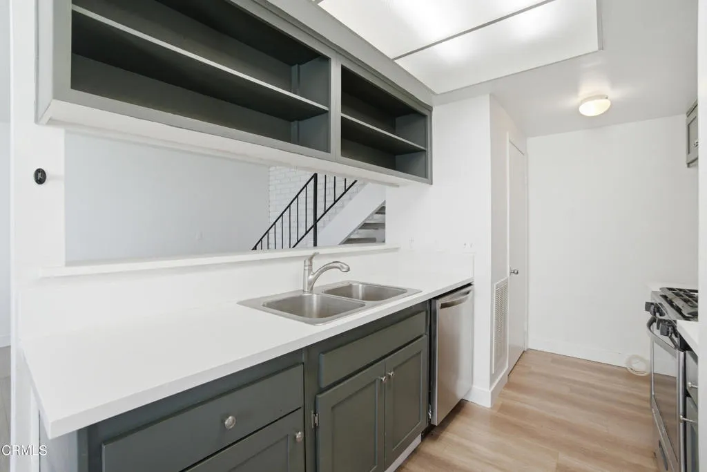 Additional image 13 of 2057 Calle La Sombra Unit 3, Simi Valley, CA 93063