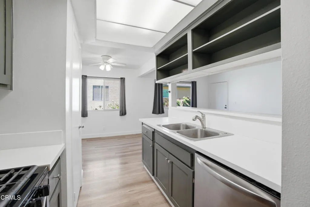 Additional image 52 of 2057 Calle La Sombra Unit 3, Simi Valley, CA 93063