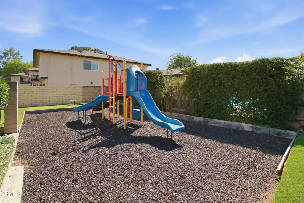 Additional image 36 of 2057 Calle La Sombra Unit 3, Simi Valley, CA 93063