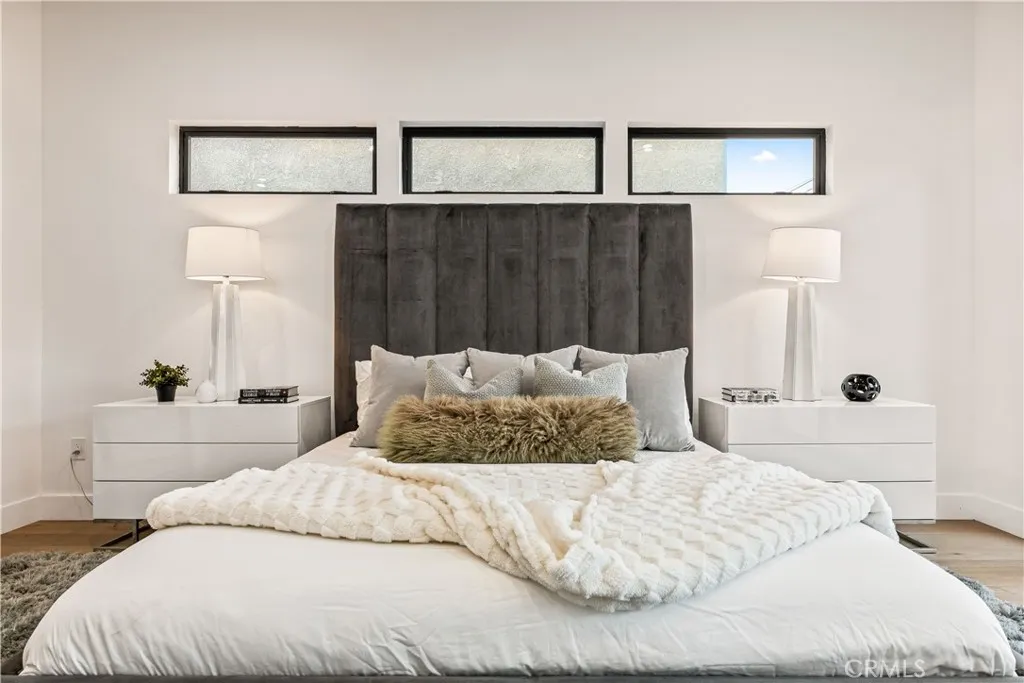 Additional image 27 of 1170 S Lucerne Blvd, Los Angeles, CA 90019