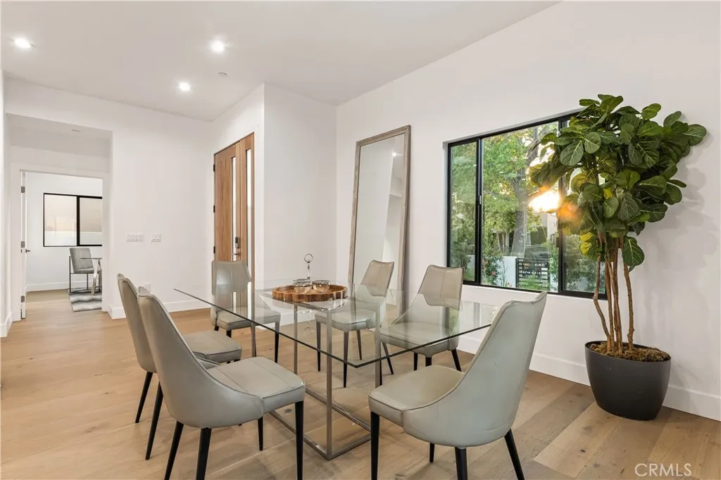 Additional image 72 of 1170 S Lucerne Blvd, Los Angeles, CA 90019