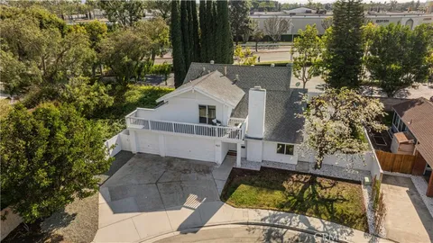 921 Dahlia Avenue, Costa Mesa, CA 92626 - MLS#: OC25018065