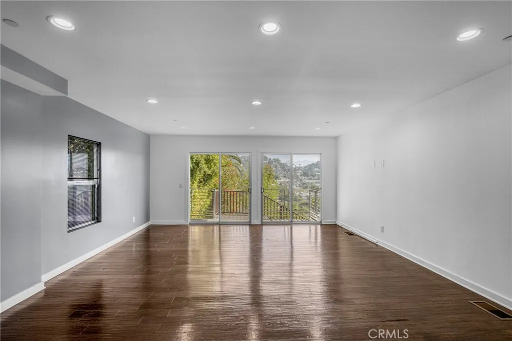 Additional image 10 of 3439 Winslow Dr, Los Angeles, CA 90026