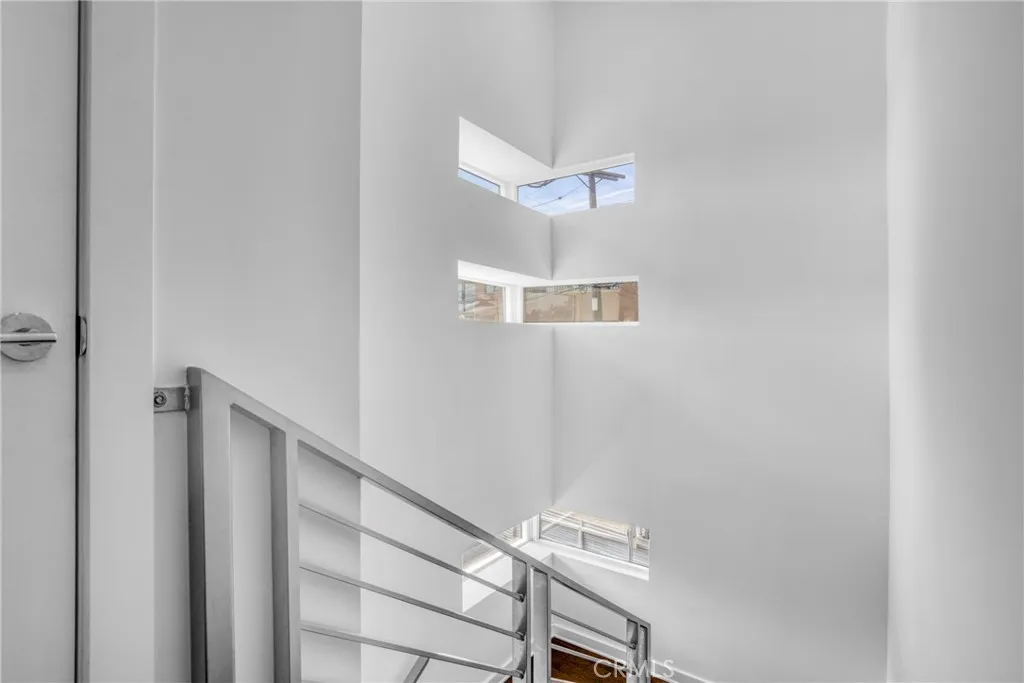 Additional image 15 of 3439 Winslow Dr, Los Angeles, CA 90026