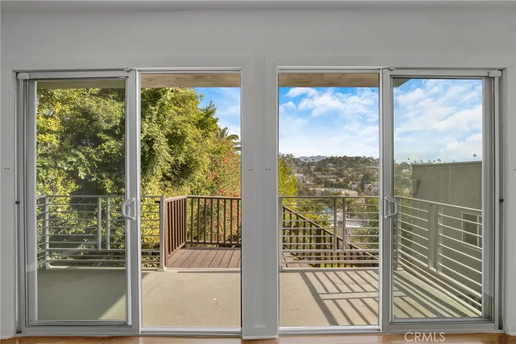 Additional image 11 of 3439 Winslow Dr, Los Angeles, CA 90026