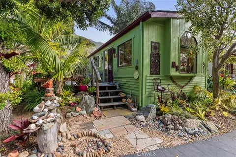 30802 Coast Hwy Unit M8, Laguna Beach, CA MLS: OC25065270