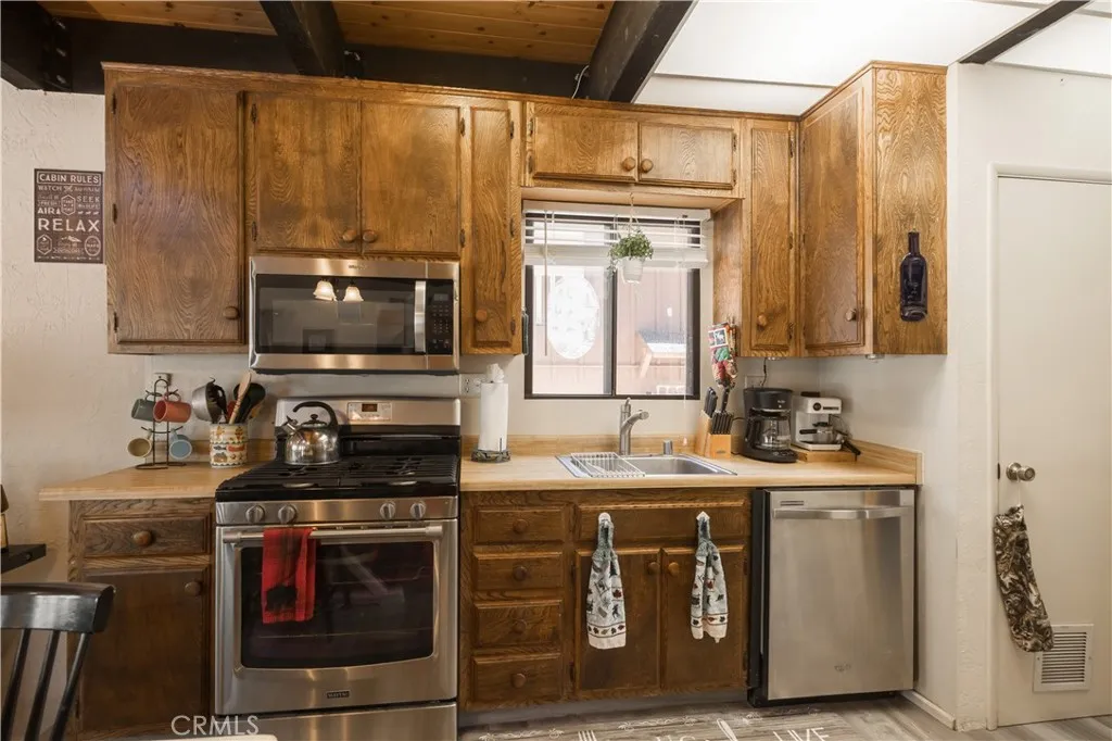 Additional image 42 of 39945 Trail Of The Whispering Pines Pnes, Big Bear Lake, CA 92315