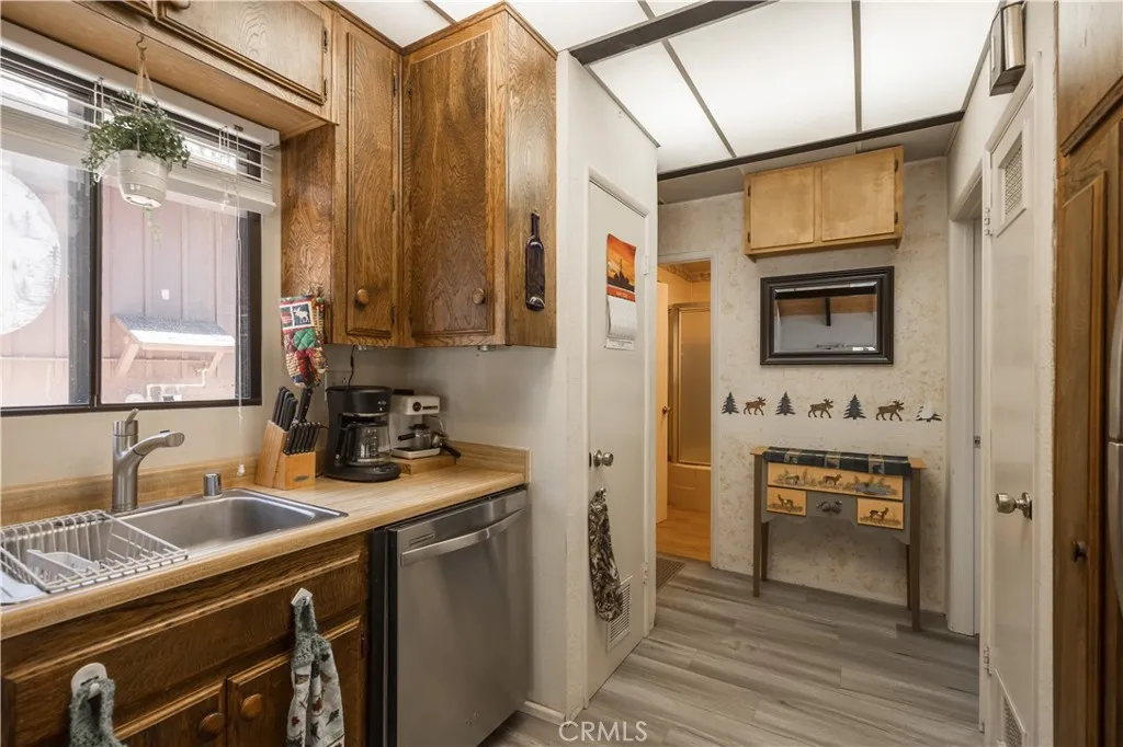 Additional image 41 of 39945 Trail Of The Whispering Pines Pnes, Big Bear Lake, CA 92315